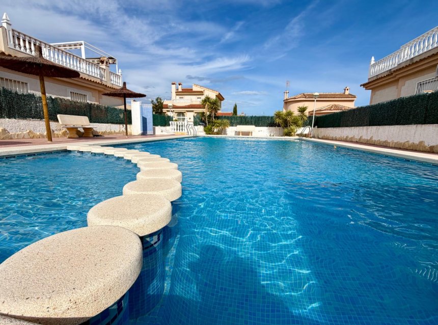 Revente - Semi Detached -
Rojales - Pueblo