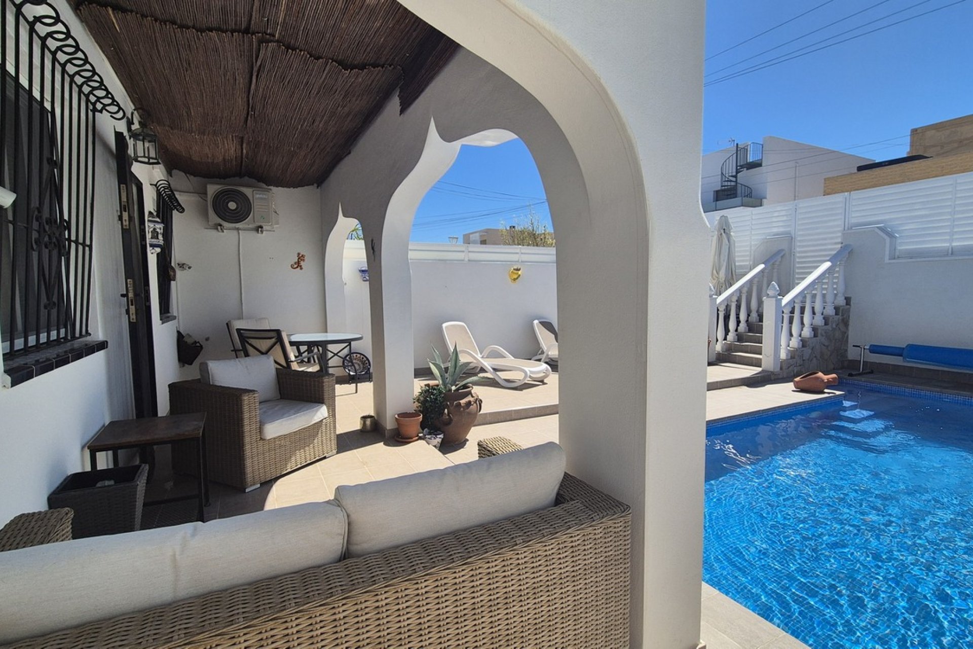Revente - Semi Detached -
Villamartin - Costa Blanca