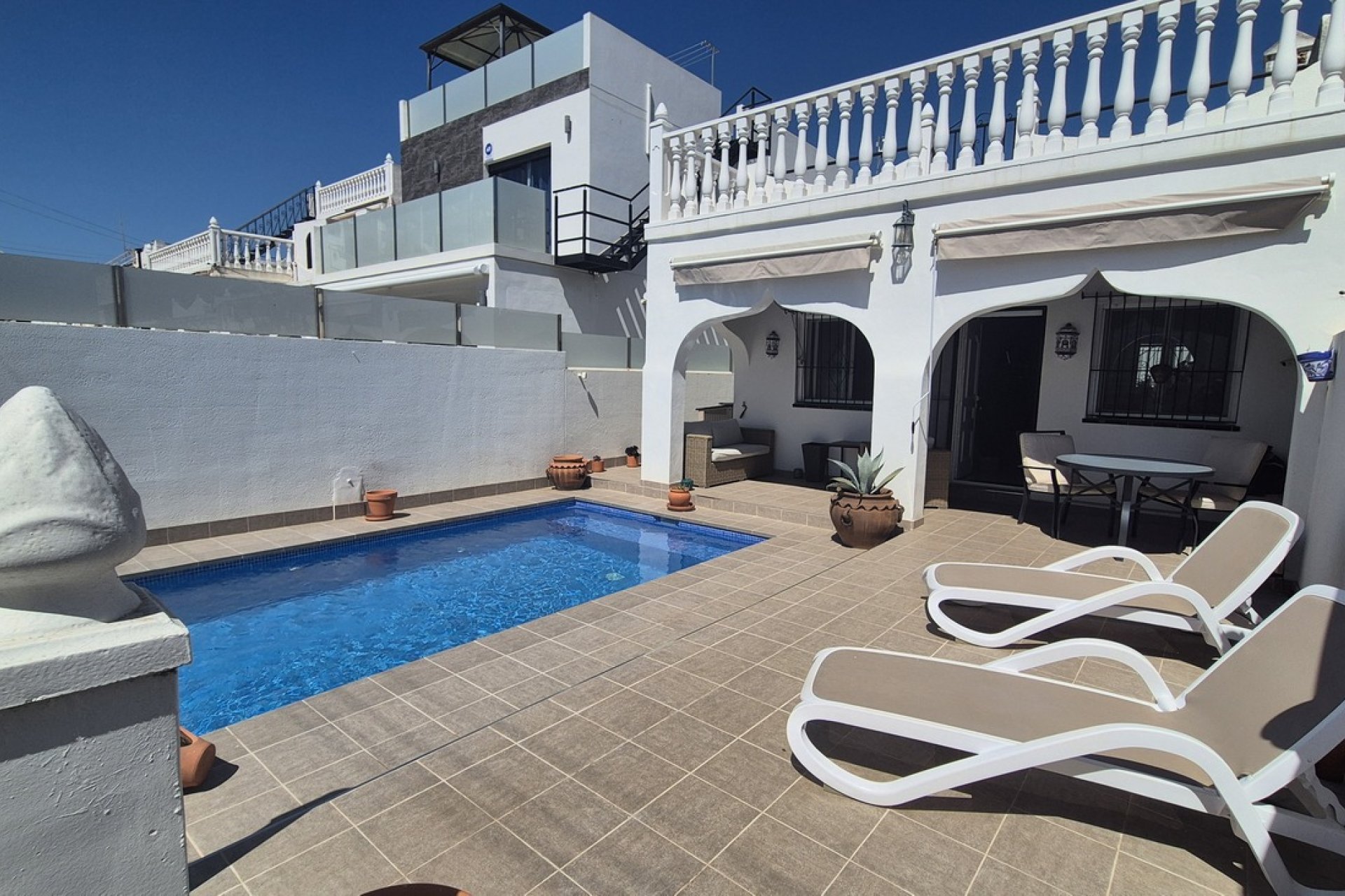 Revente - Semi Detached -
Villamartin - Costa Blanca