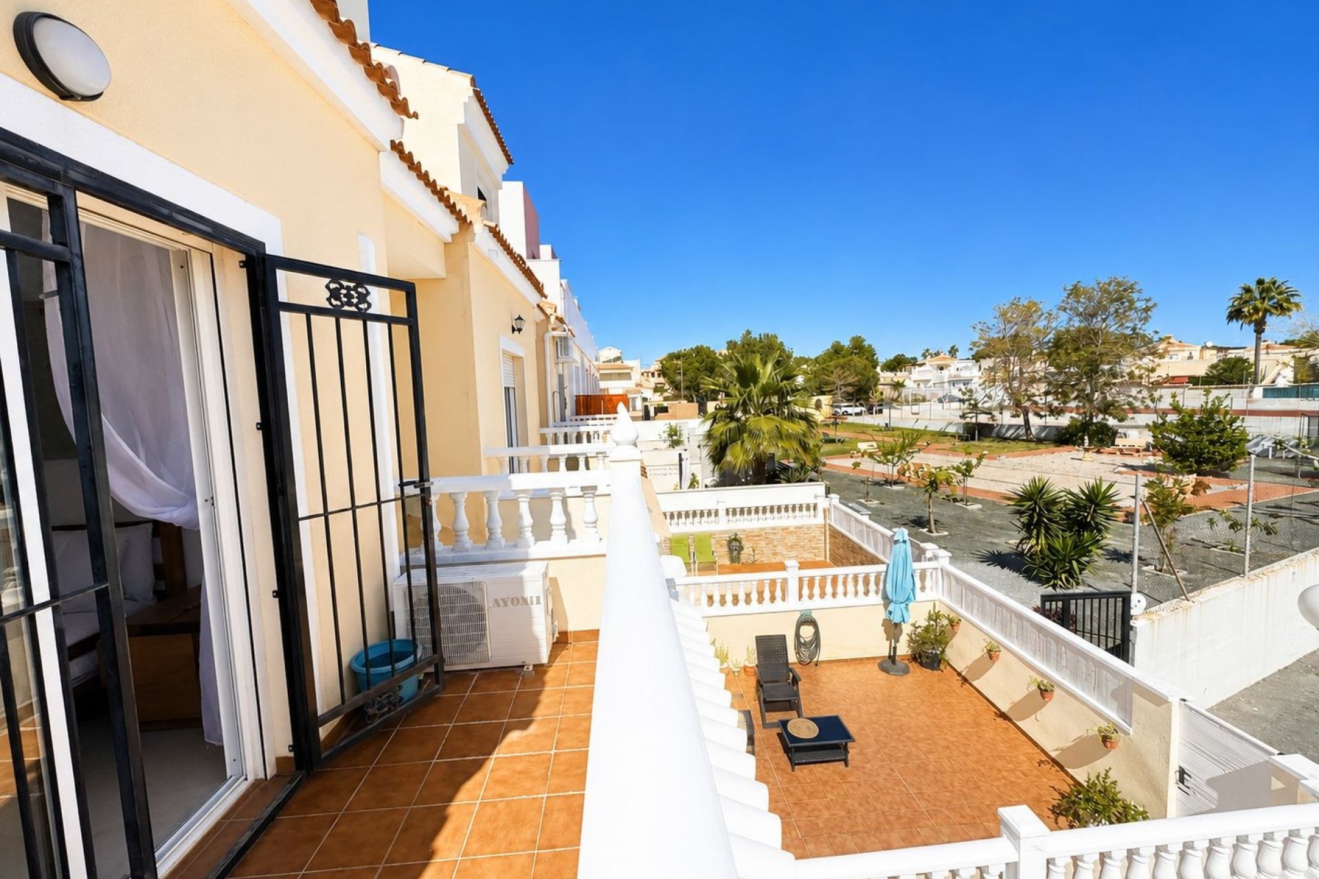Revente - Town House -
Campoamor - Costa Blanca