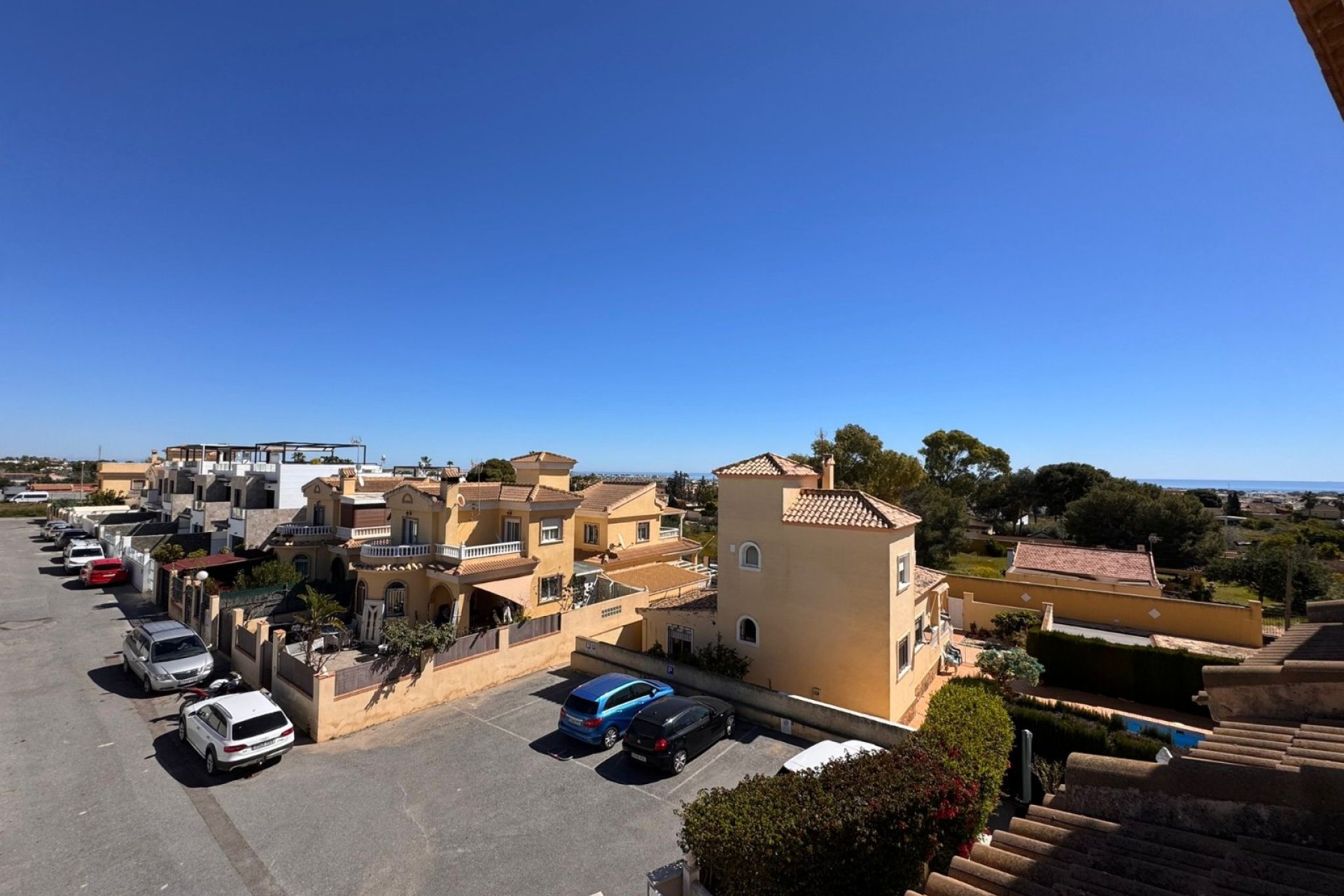 Revente - Town House -
Campoamor - Costa Blanca