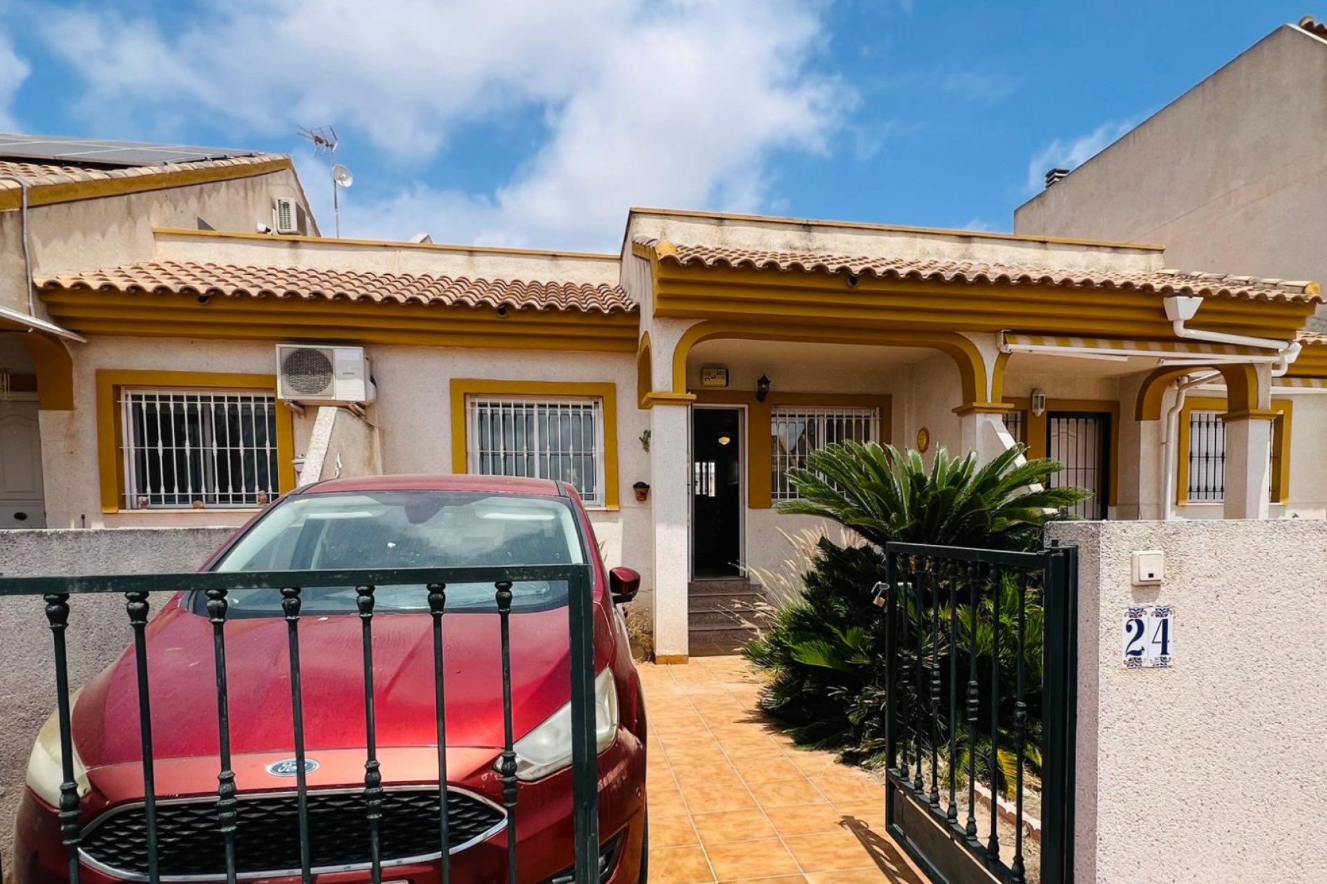 Revente - Town House -
Daya Nueva - Costa Blanca