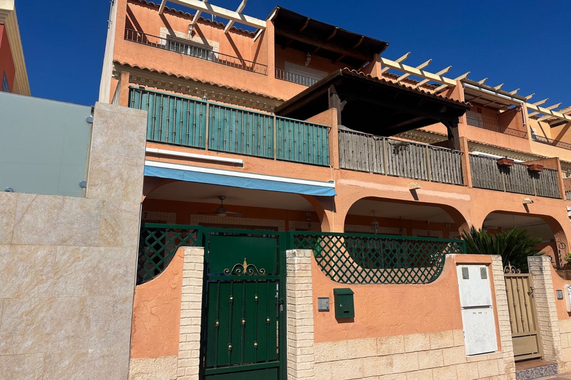 Revente - Town House -
Jacarilla - Inland