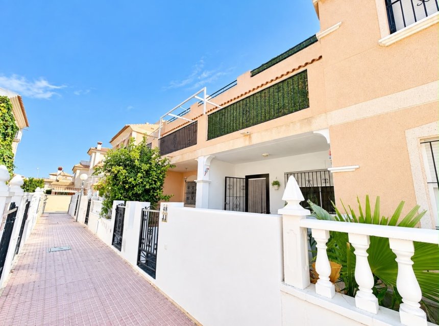 Revente - Town House -
La Zenia - Costa Blanca