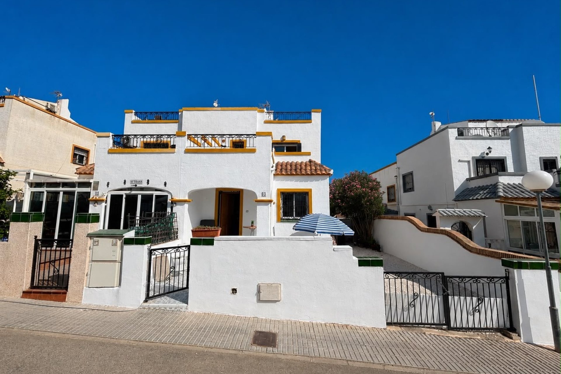 Revente - Town House -
Los Altos - Costa Blanca