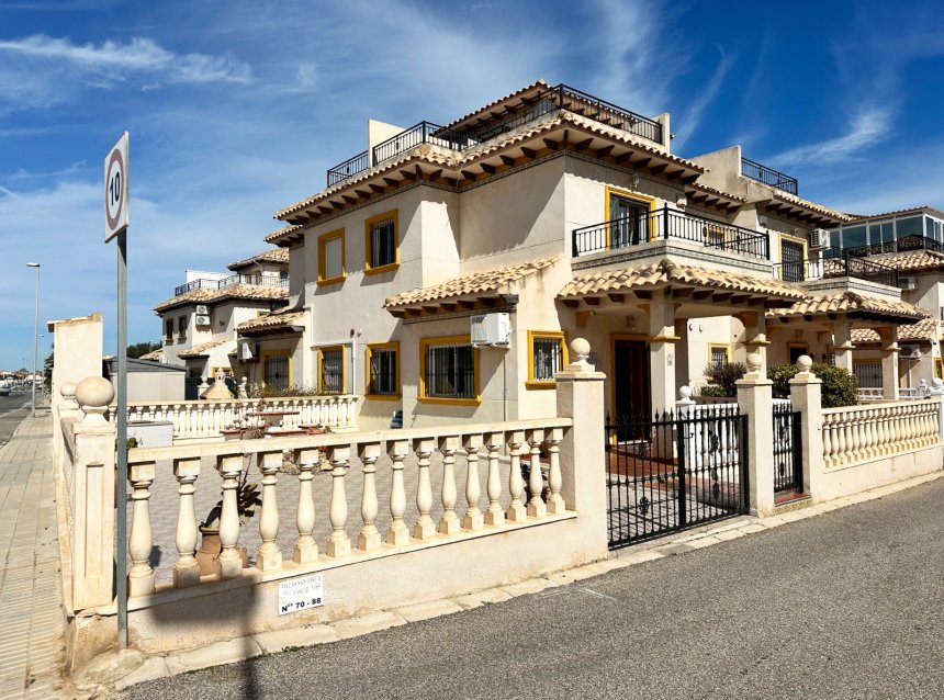 Revente - Town House -
Orihuela Costa - Costa Blanca