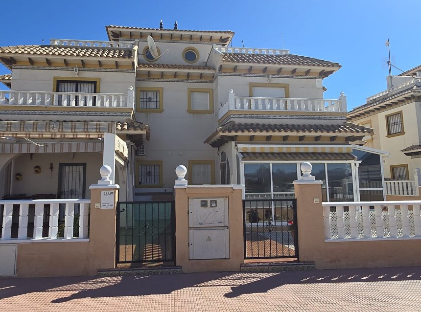 Revente - Town House -
Orihuela Costa - Costa Blanca