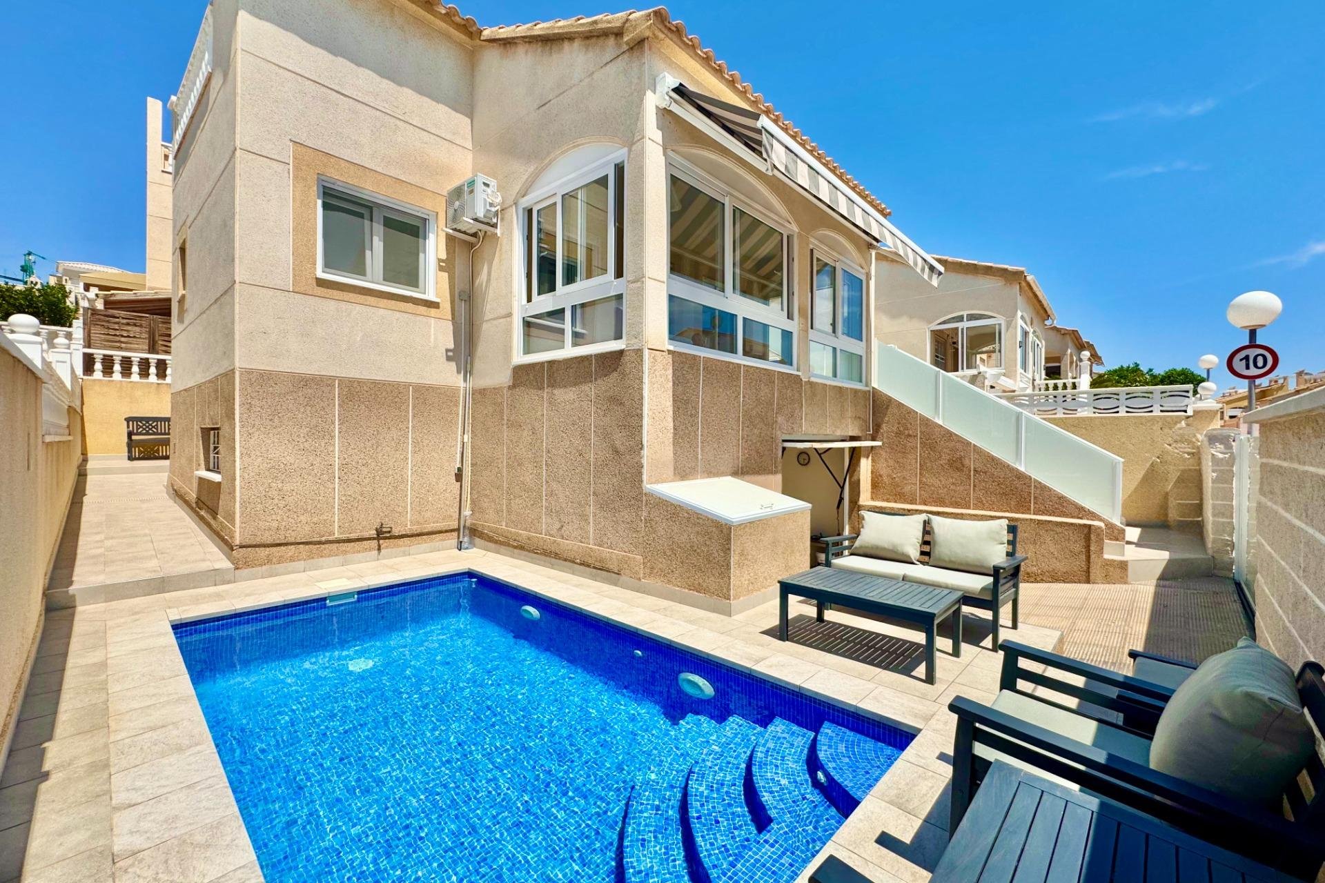 Revente - Town House -
Orihuela Costa - La Florida