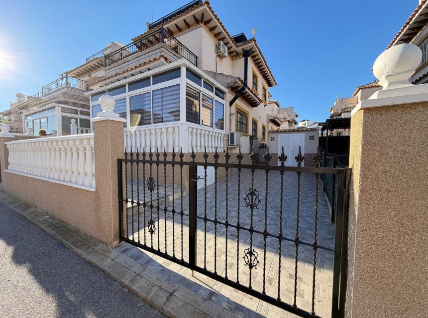 Revente - Town House -
Orihuela Costa - Las Filipinas