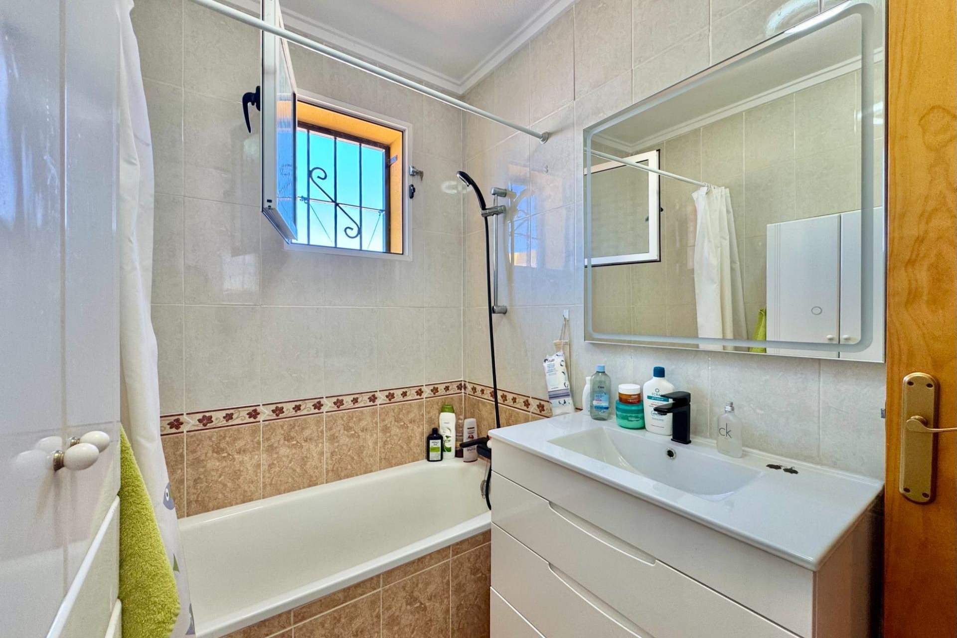 Revente - Town House -
Orihuela Costa - Los Altos