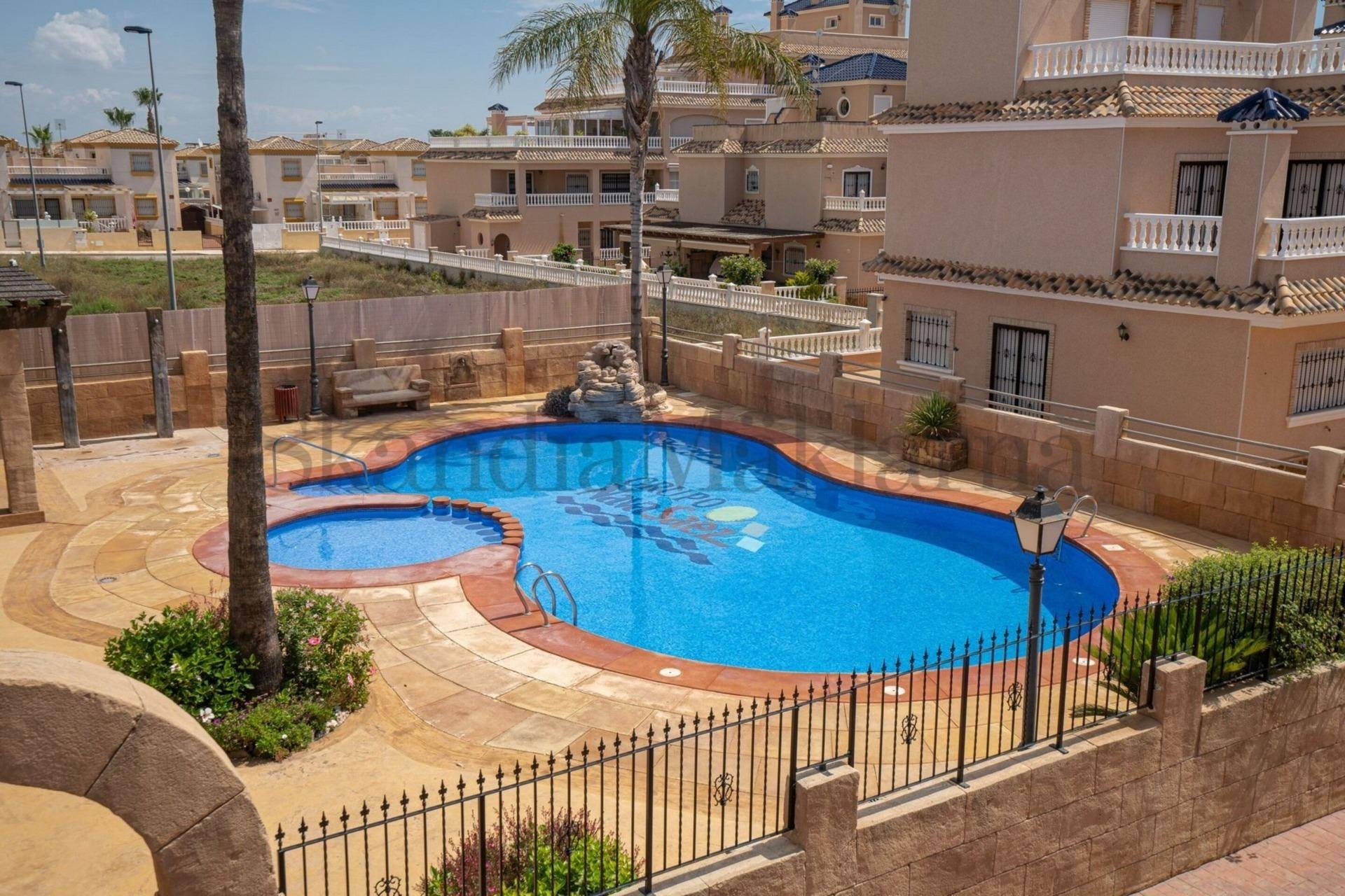 Revente - Town House -
Orihuela Costa - Los Dolses