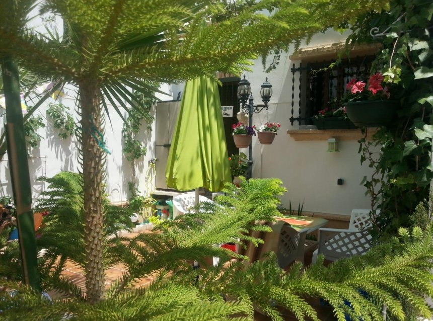 Revente - Town House -
Orihuela Costa - PAU 8