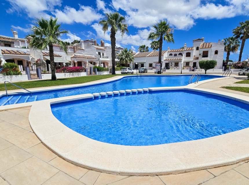 Revente - Town House -
Orihuela Costa - PAU 8