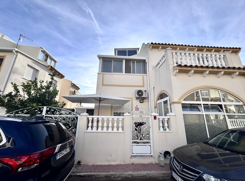 Revente - Town House -
Orihuela Costa - Playa Flamenca