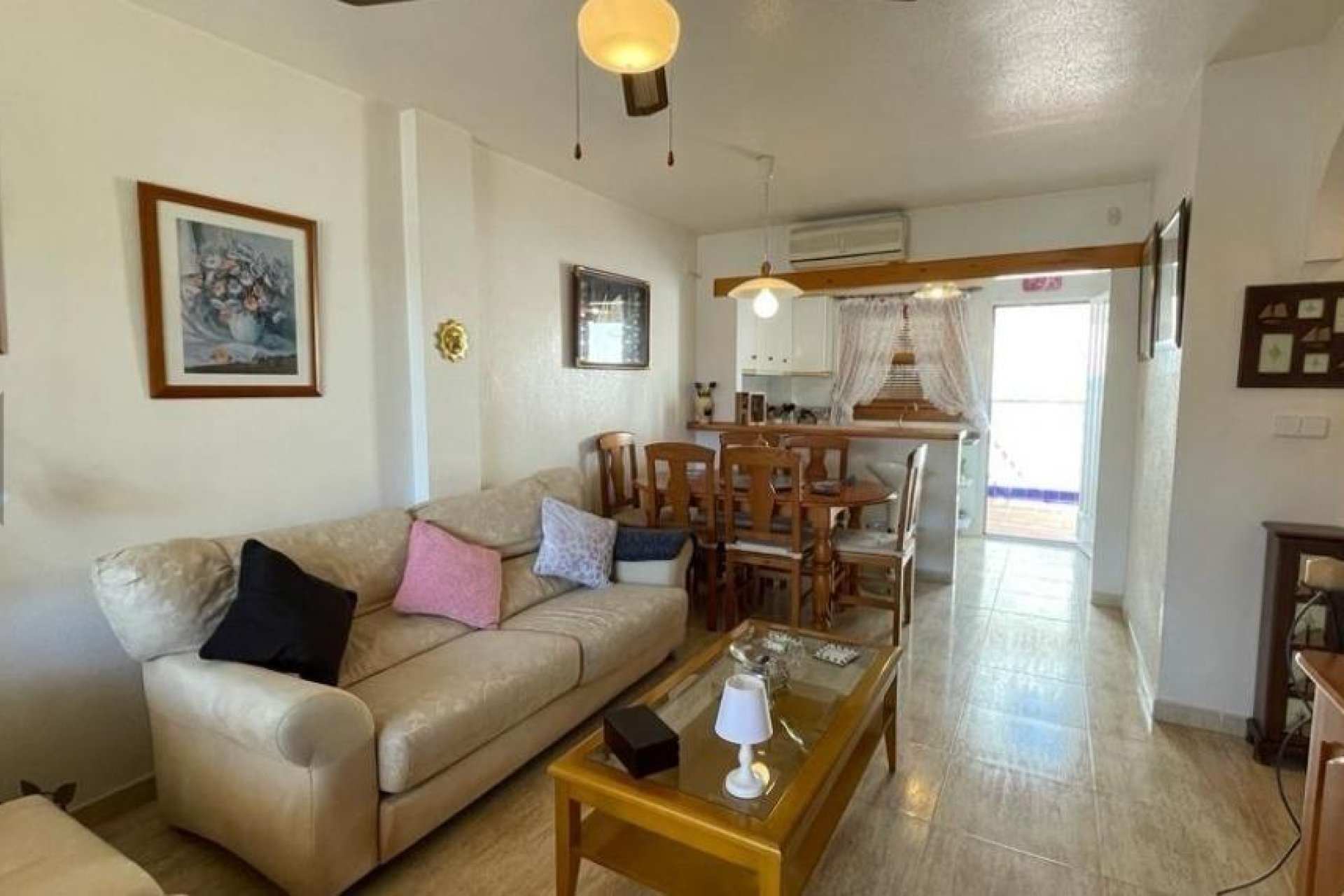 Revente - Town House -
Pilar de la Horadada - Pueblo Latino