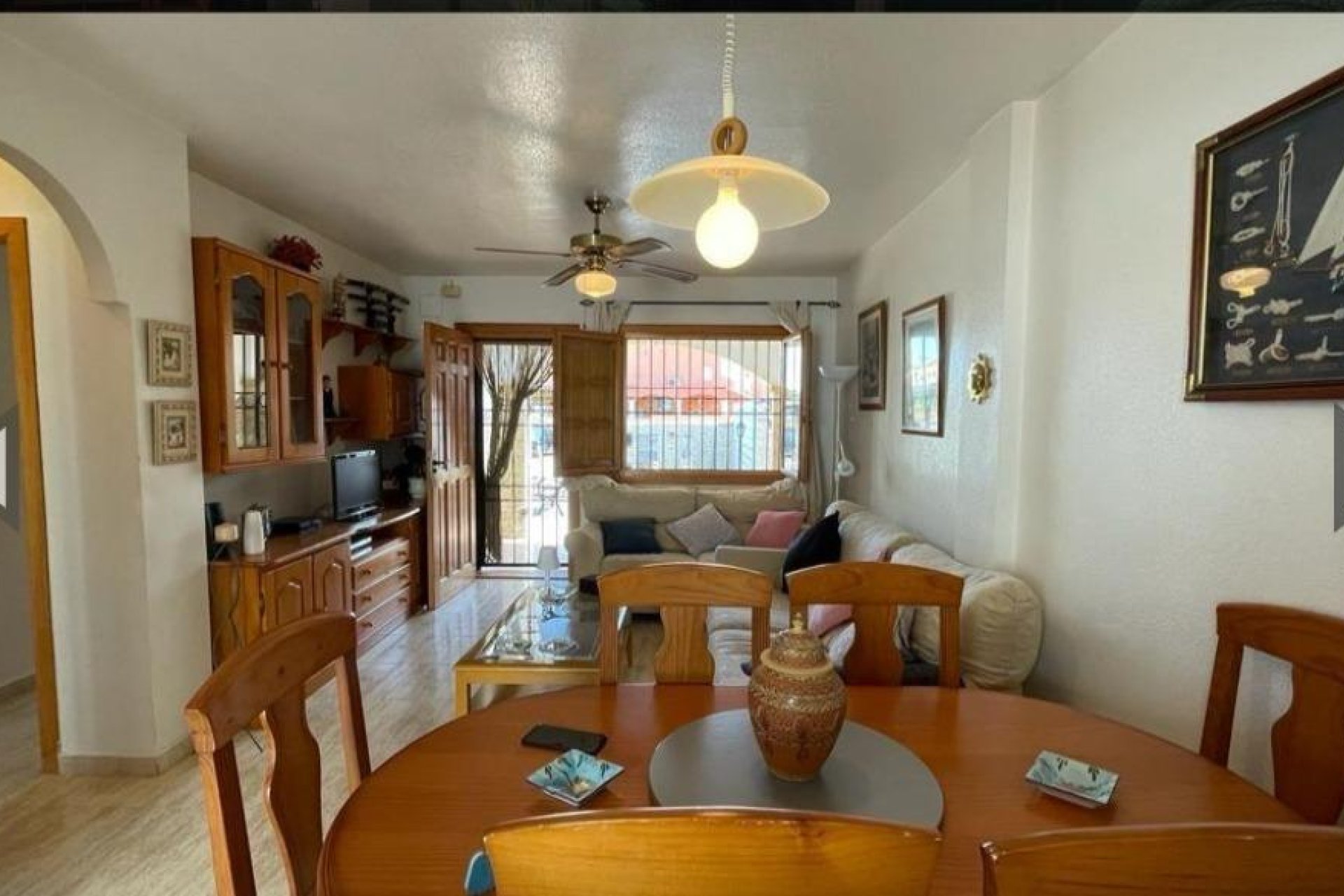 Revente - Town House -
Pilar de la Horadada - Pueblo Latino