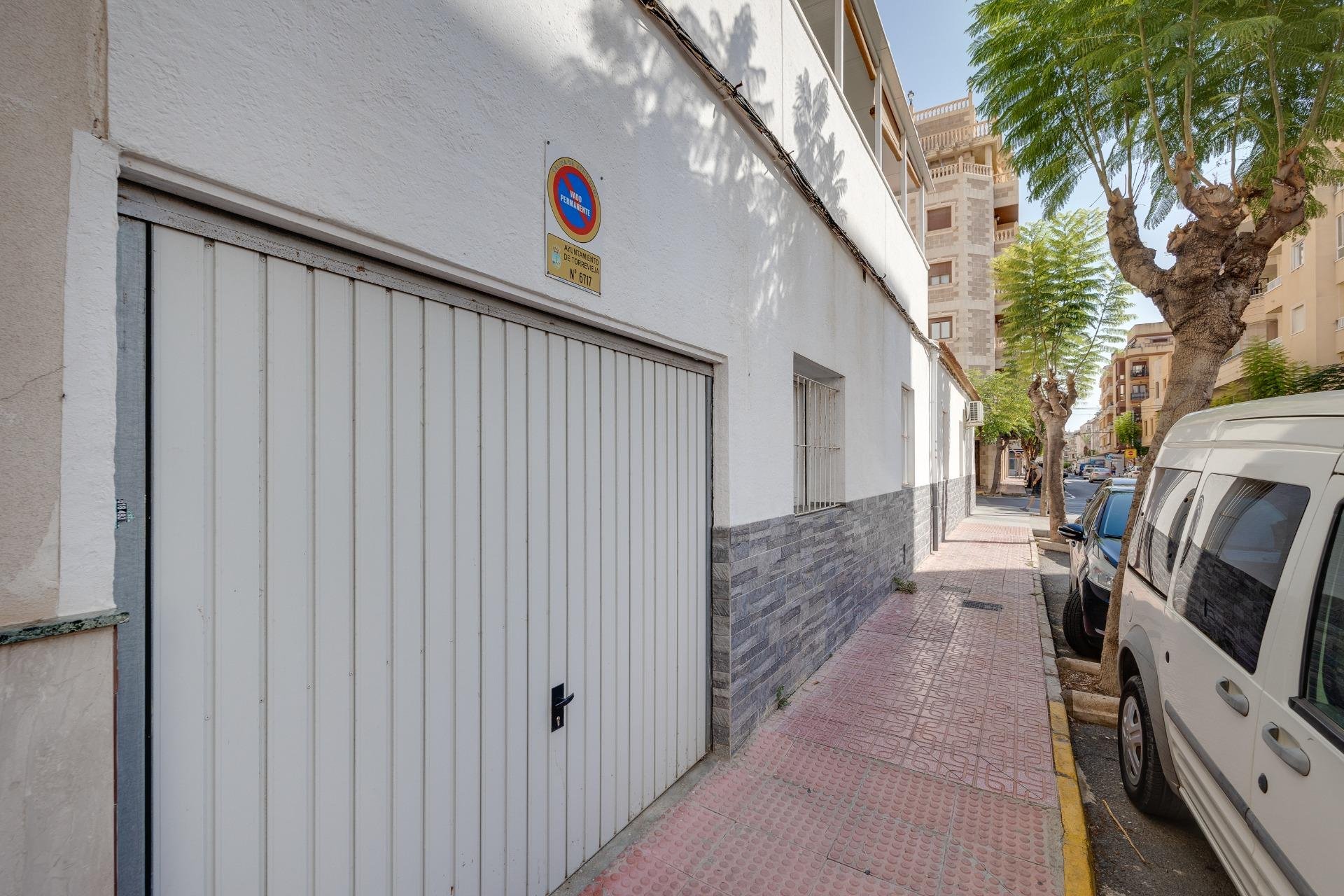 Revente - Town House -
Torrevieja - Centro