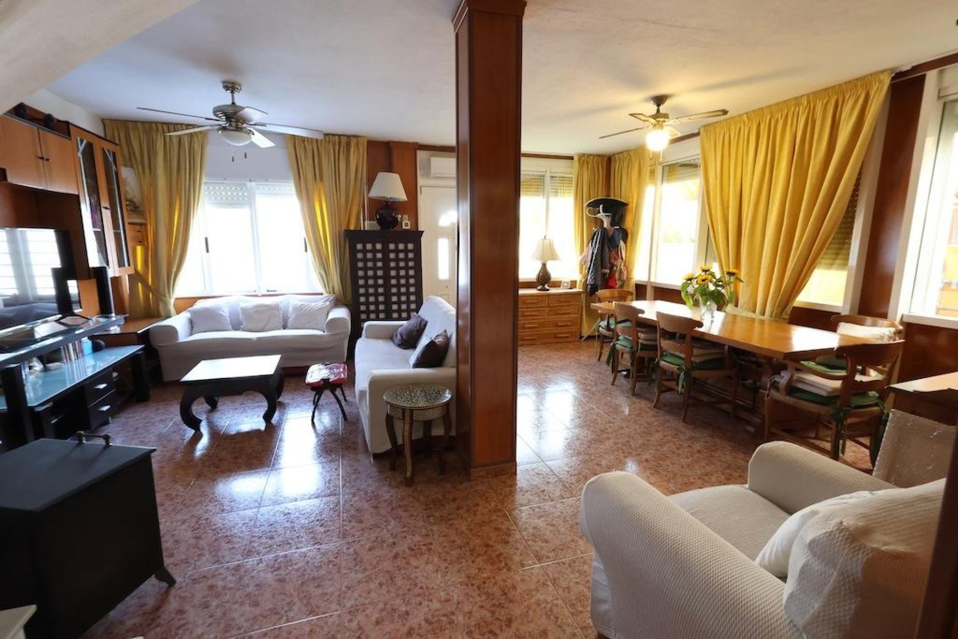 Revente - Town House -
Torrevieja - Costa Blanca