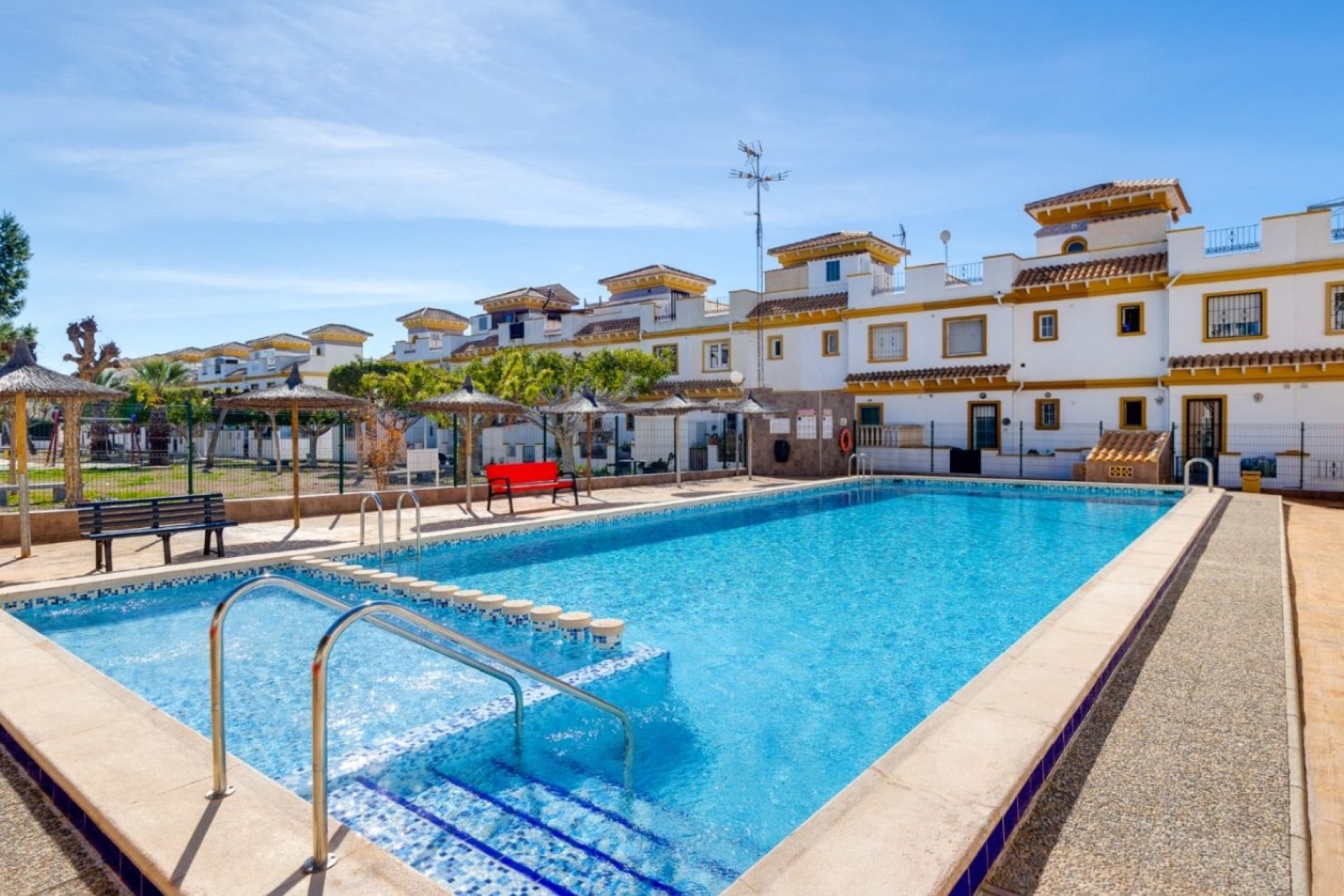 Revente - Town House -
Torrevieja - Costa Blanca