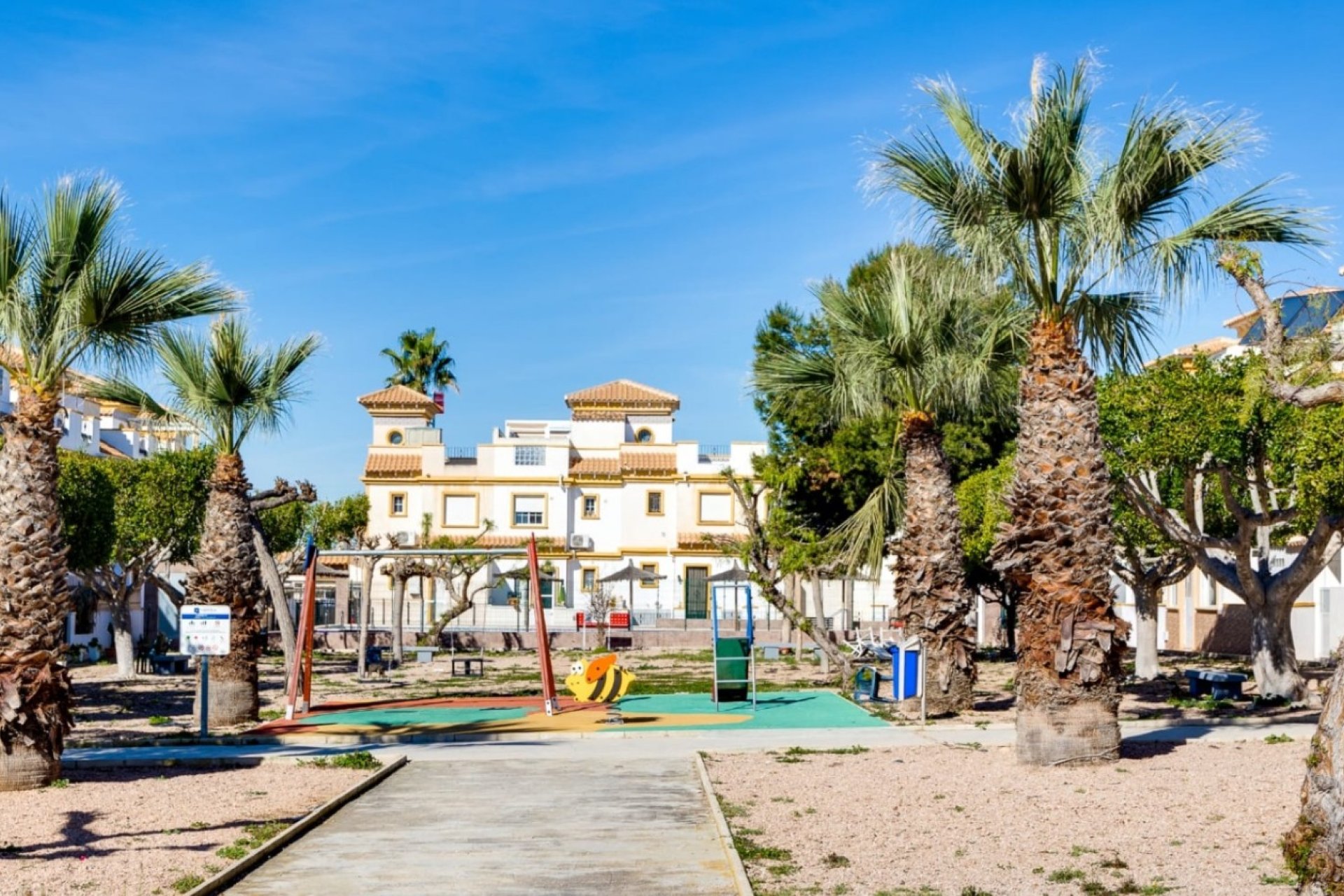 Revente - Town House -
Torrevieja - Costa Blanca