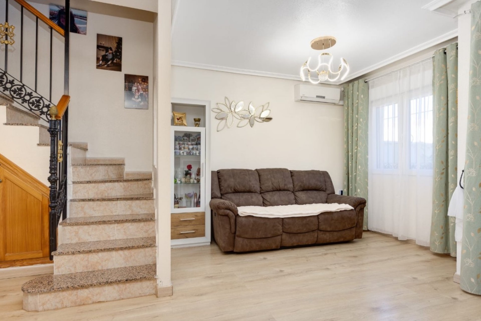 Revente - Town House -
Torrevieja - Costa Blanca
