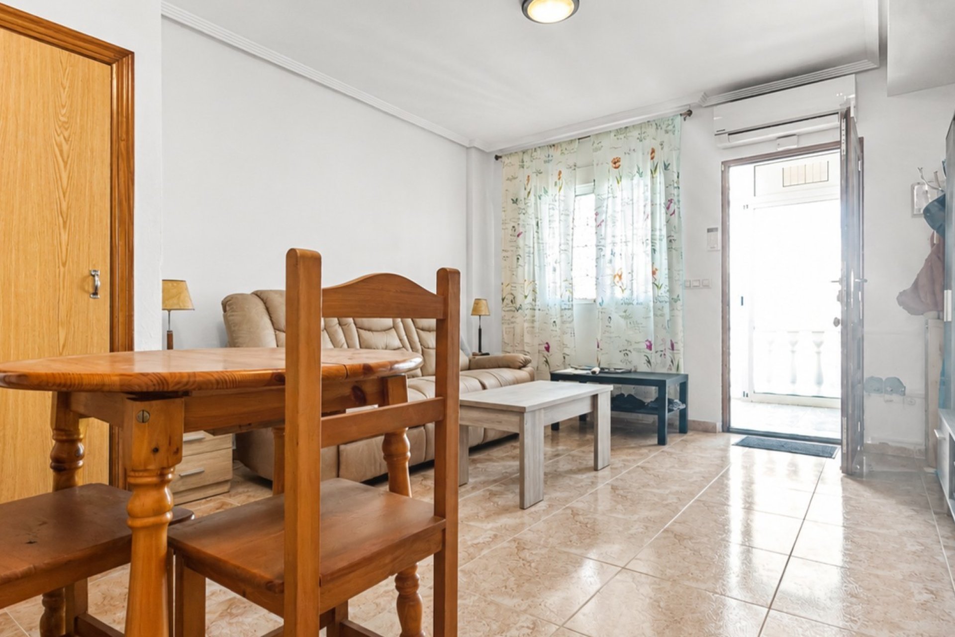 Revente - Town House -
Torrevieja - Costa Blanca