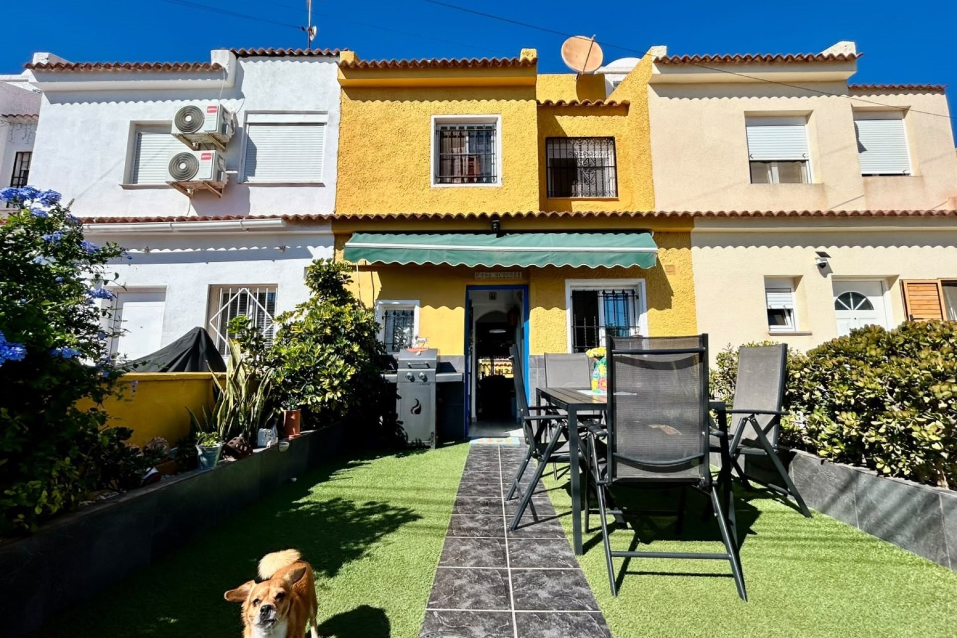 Revente - Town House -
Torrevieja - Costa Blanca
