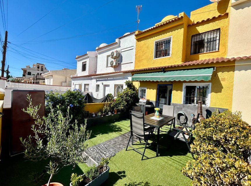 Revente - Town House -
Torrevieja - Costa Blanca