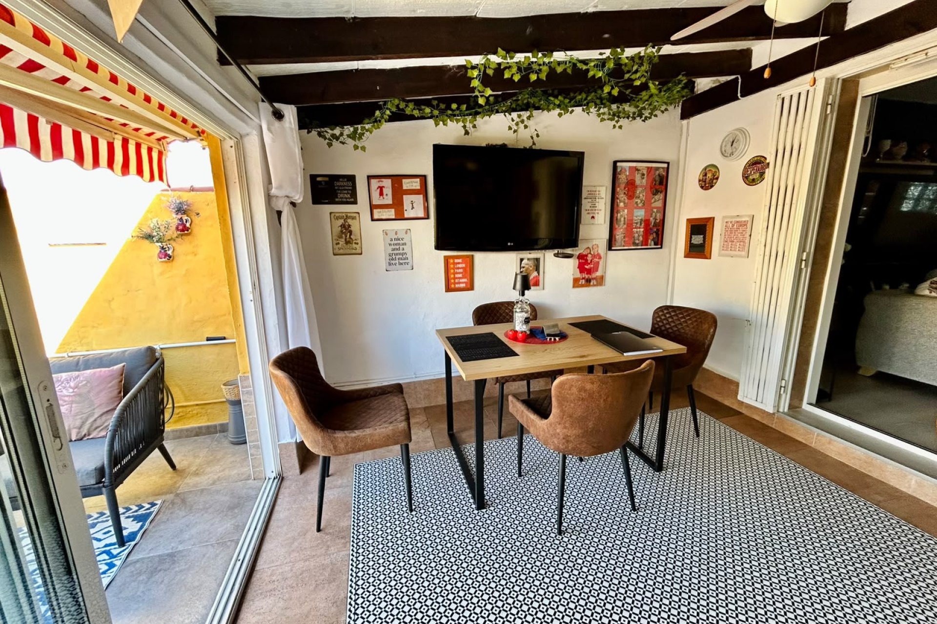 Revente - Town House -
Torrevieja - Costa Blanca