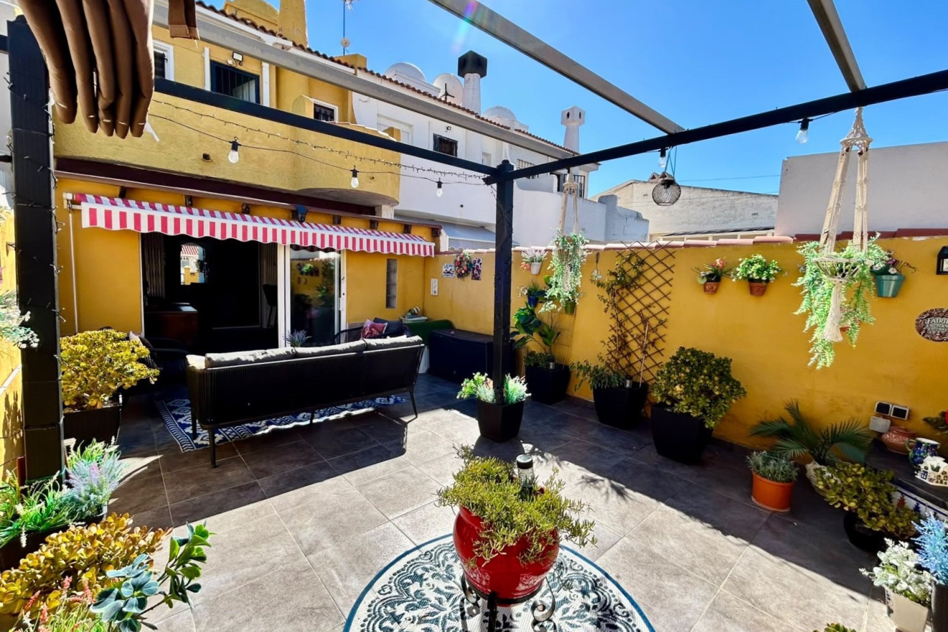 Revente - Town House -
Torrevieja - Costa Blanca