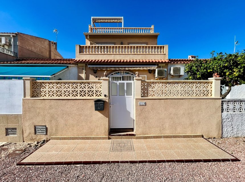 Revente - Town House -
Torrevieja - Costa Blanca