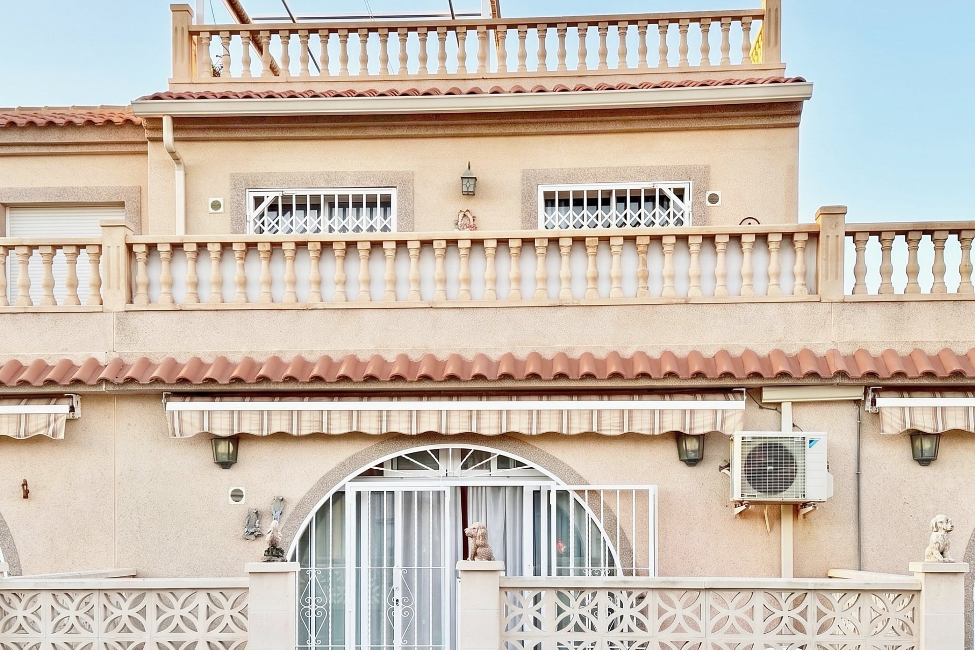 Revente - Town House -
Torrevieja - Costa Blanca