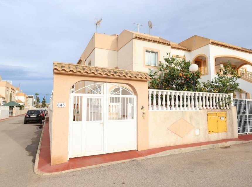 Revente - Town House -
Torrevieja - Costa Blanca