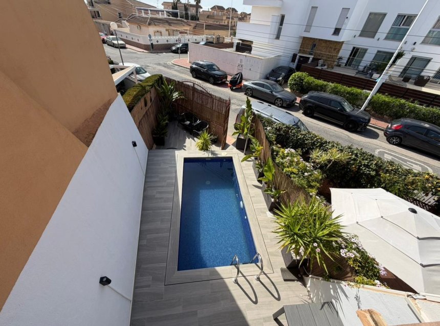 Revente - Town House -
Torrevieja - Los Frutales
