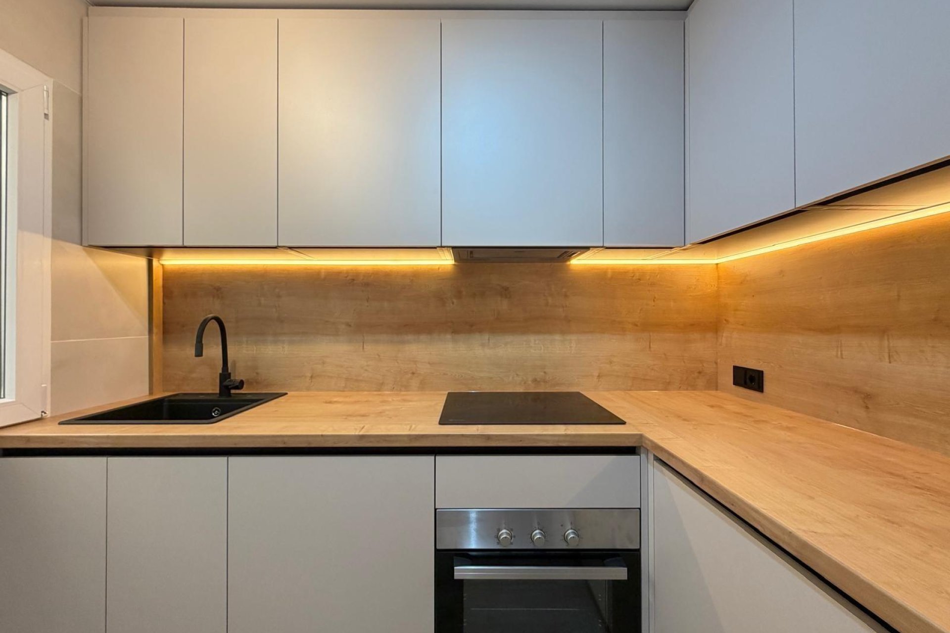 Revente - Town House -
Torrevieja - Miramar - Torre Del Moro