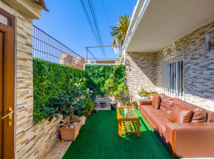 Revente - Town House -
Torrevieja - Nueva Torrevieja