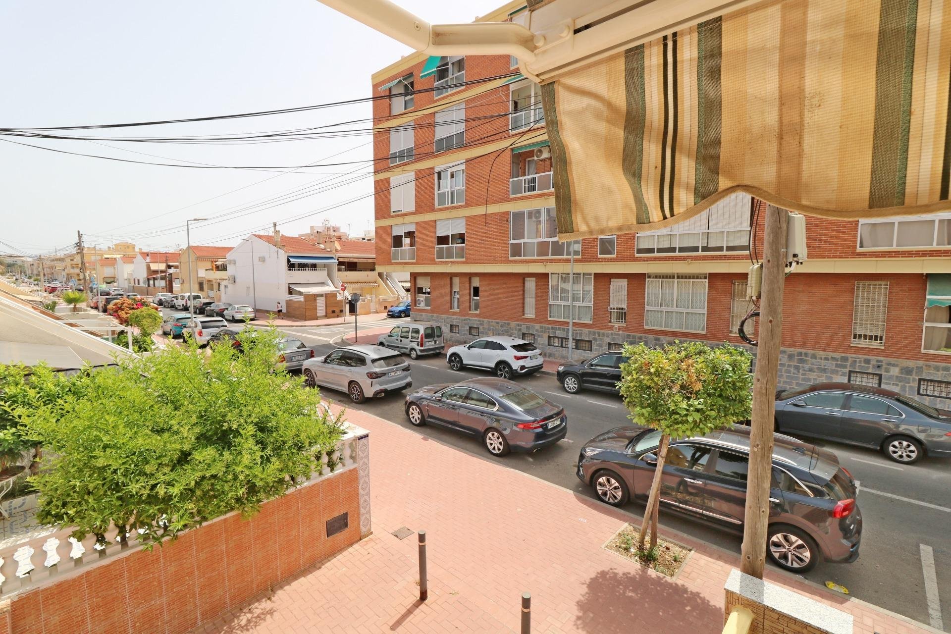 Revente - Town House -
Torrevieja - Playa De Los Naufragos