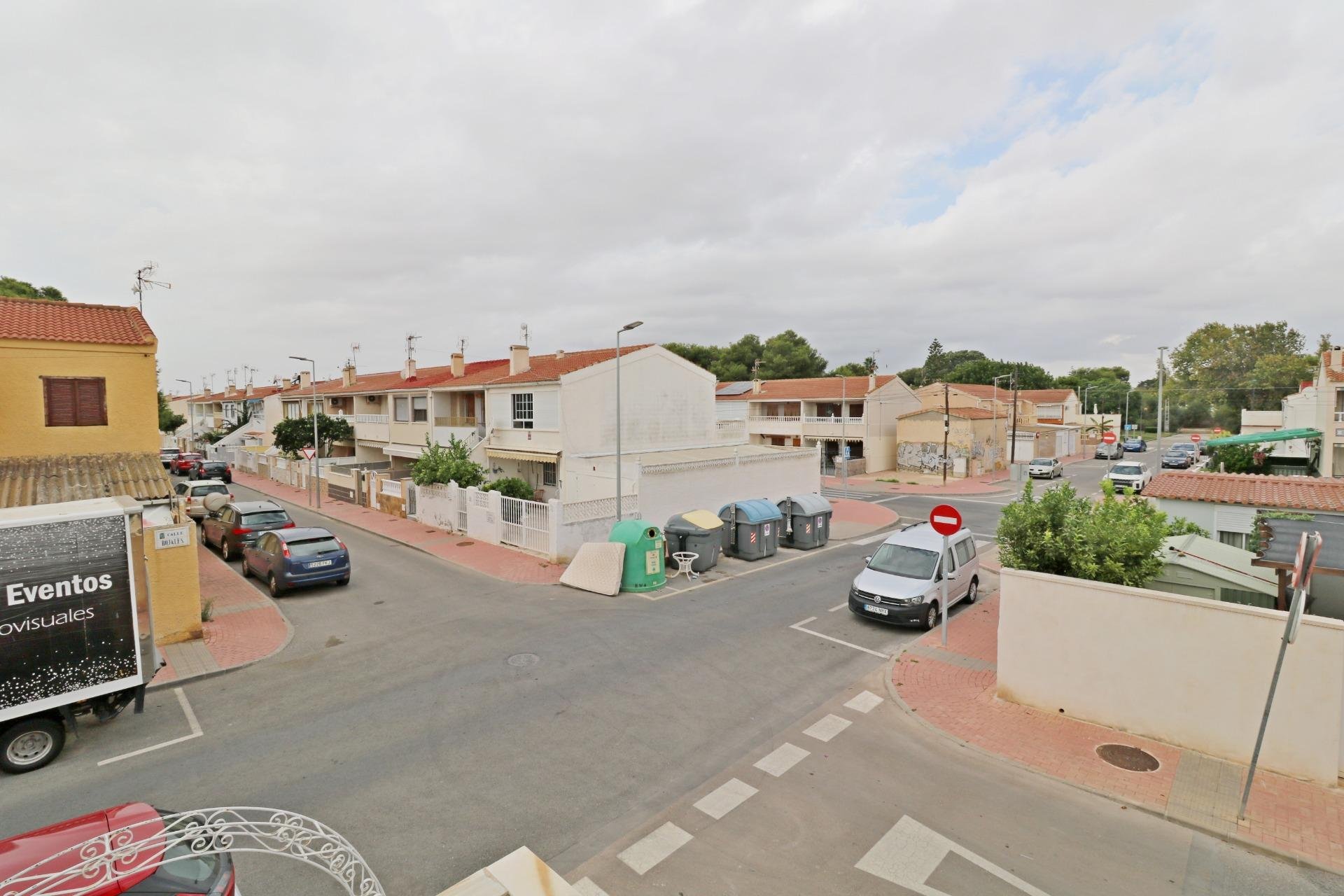 Revente - Town House -
Torrevieja - Playa De Los Naufragos