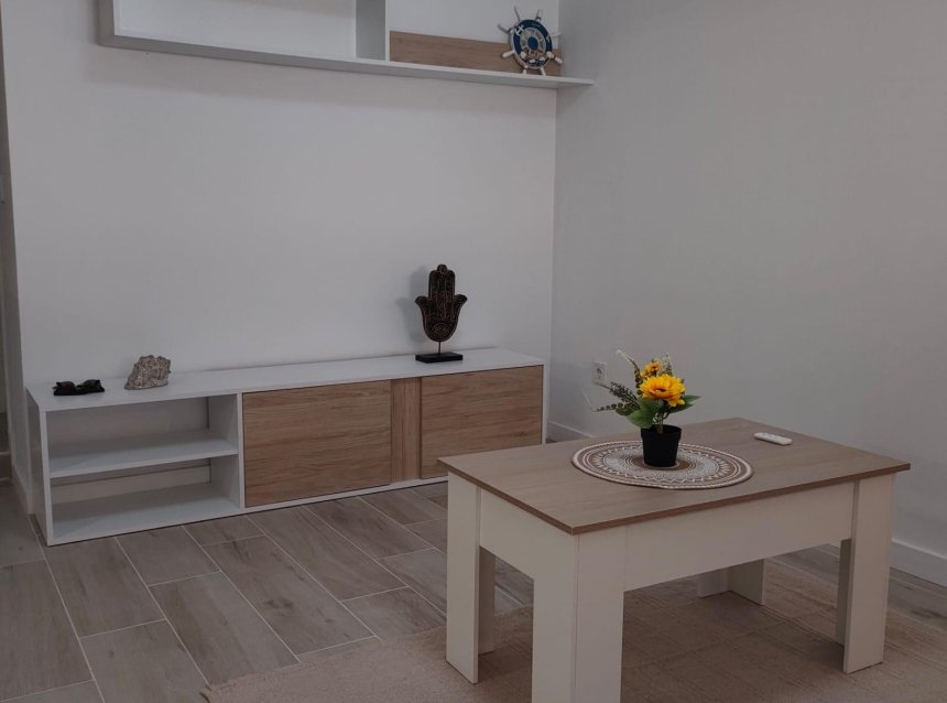 Revente - Town House -
Torrevieja - Sector 25