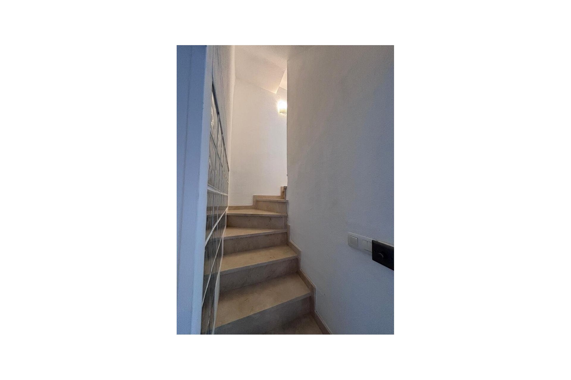Revente - Town House -
Villamartin - Costa Blanca