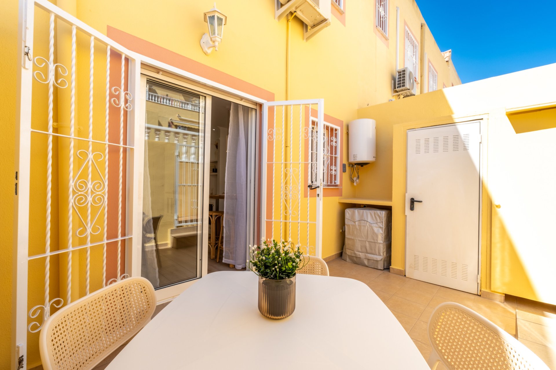 Revente - Town House -
Villamartin - Costa Blanca