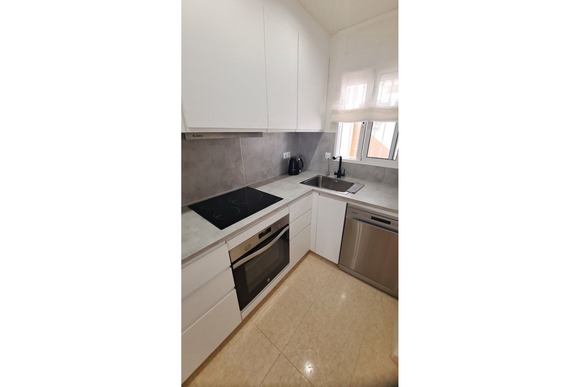 Revente - Town House -
Villamartin - Costa Blanca