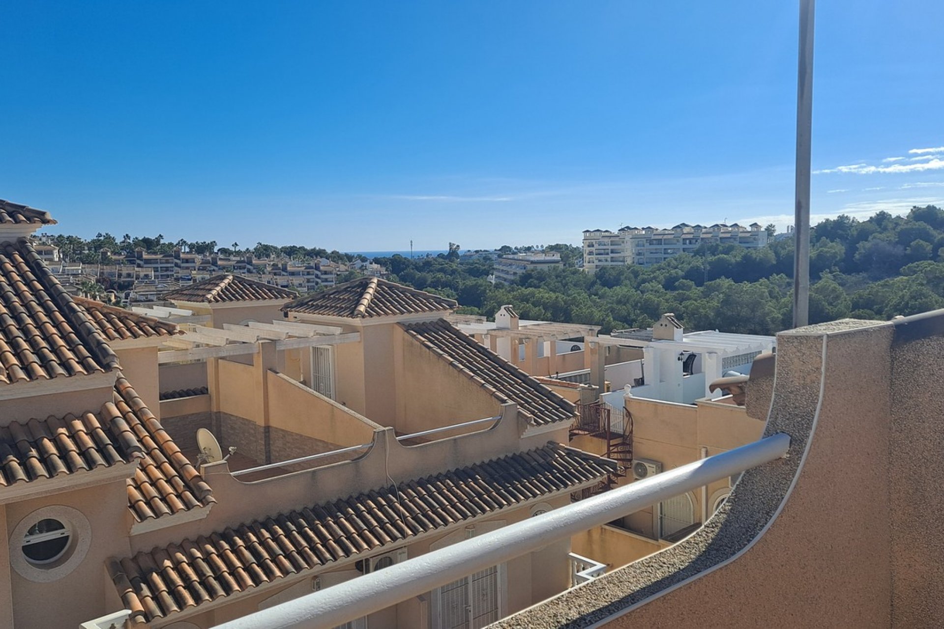 Revente - Town House -
Villamartin - Costa Blanca