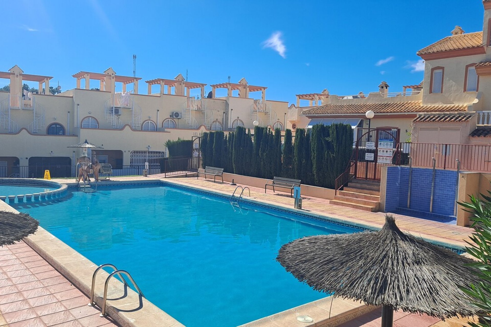 Revente - Town House -
Villamartin - Costa Blanca