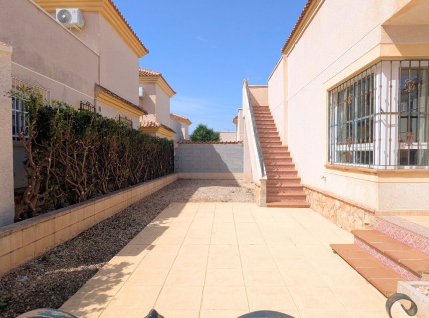 Revente - Villa -
Lo Crispin - Inland
