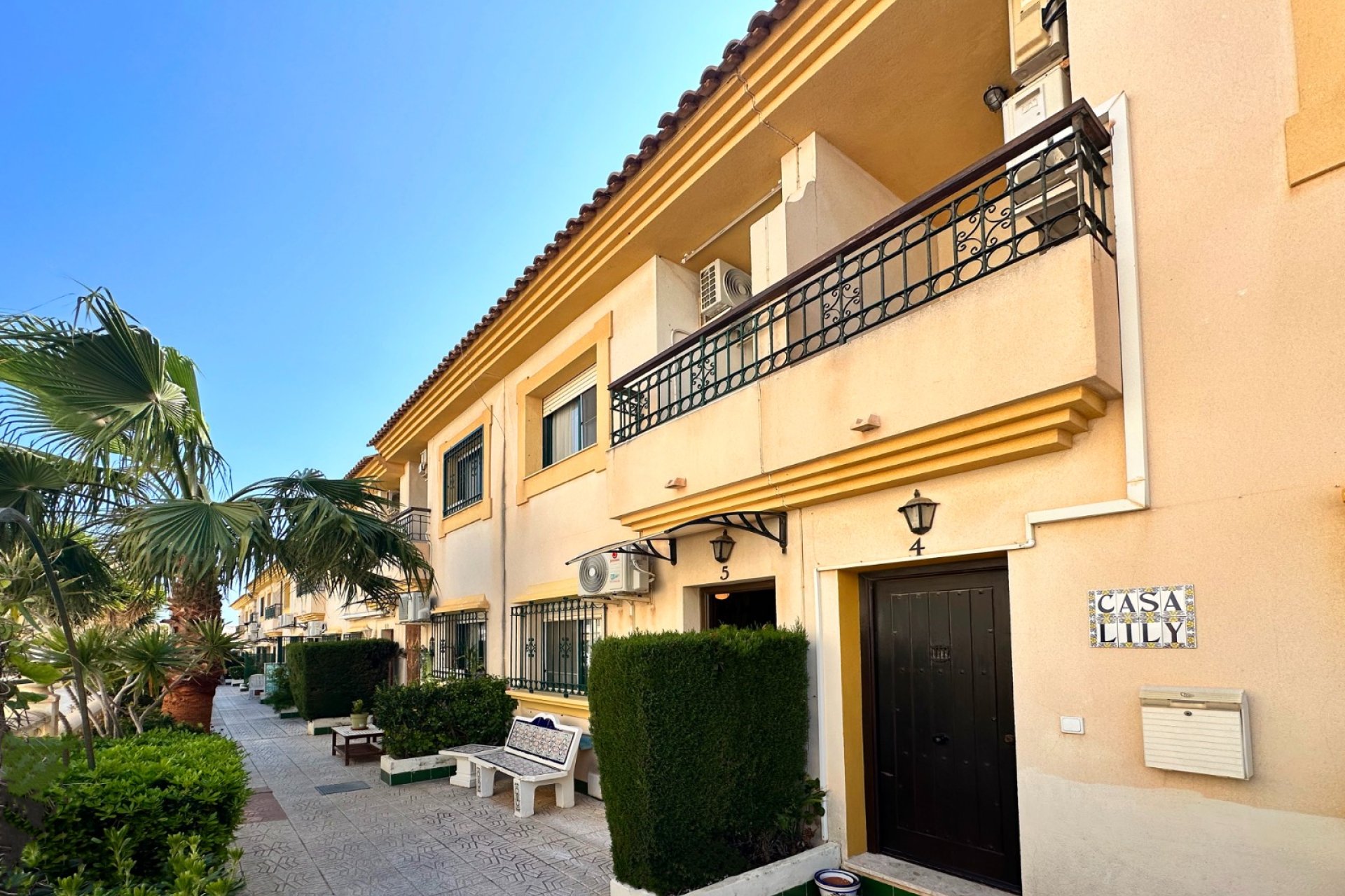 Revente - Villa -
Orihuela Costa - Costa Blanca
