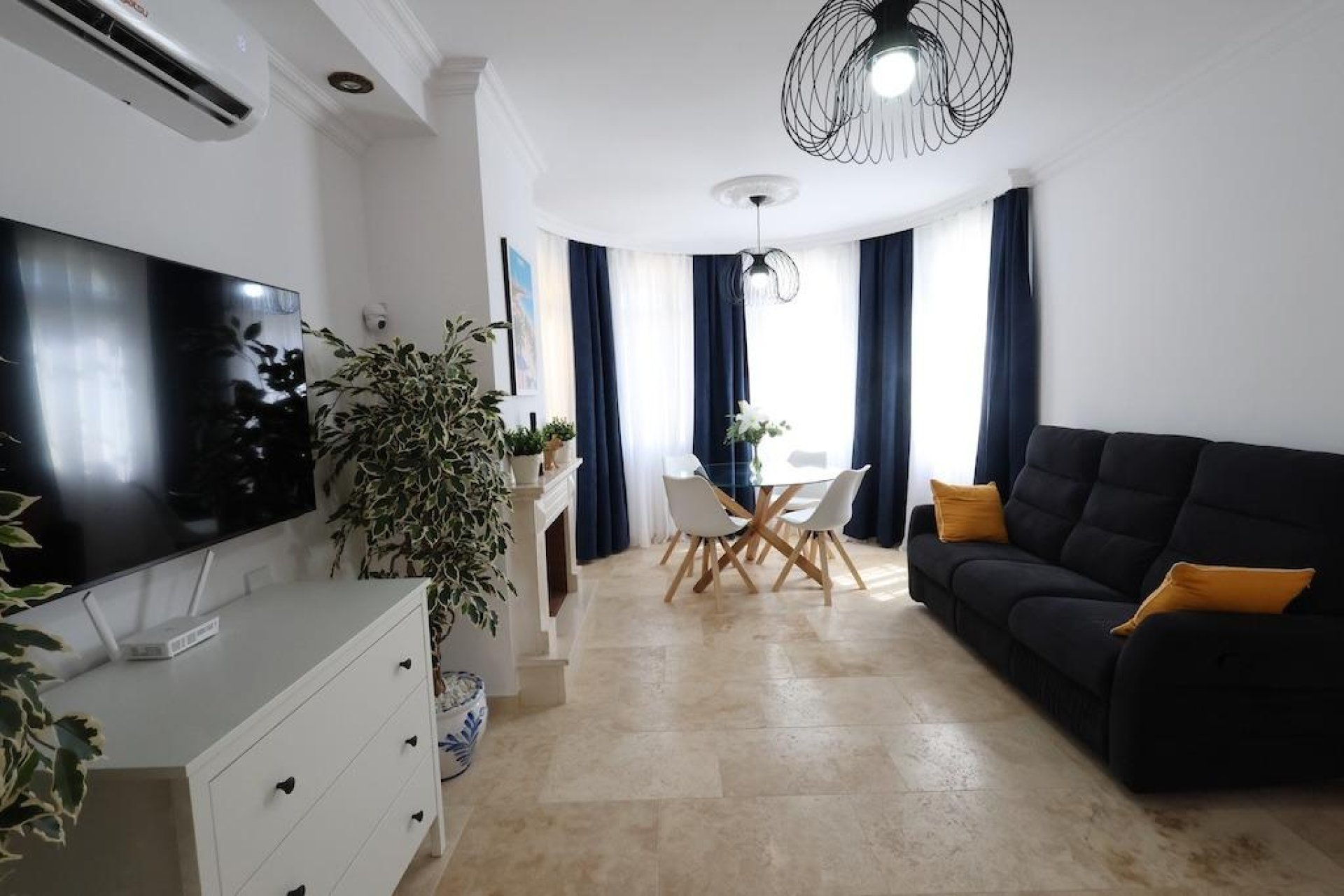 Revente - Villa -
Orihuela Costa - Costa Blanca