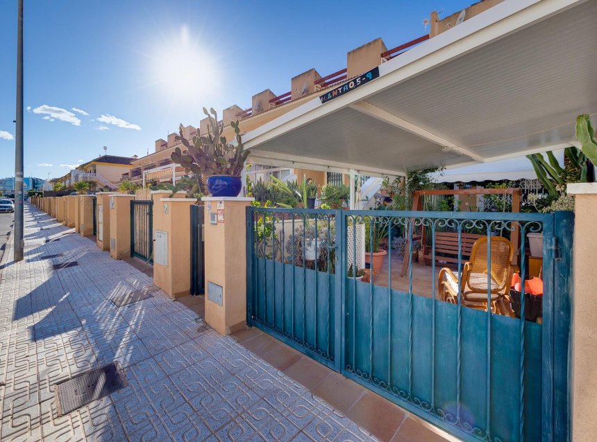 Revente - Villa -
Orihuela Costa - Costa Blanca