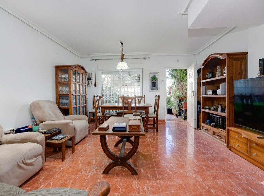 Revente - Villa -
Orihuela Costa - Costa Blanca