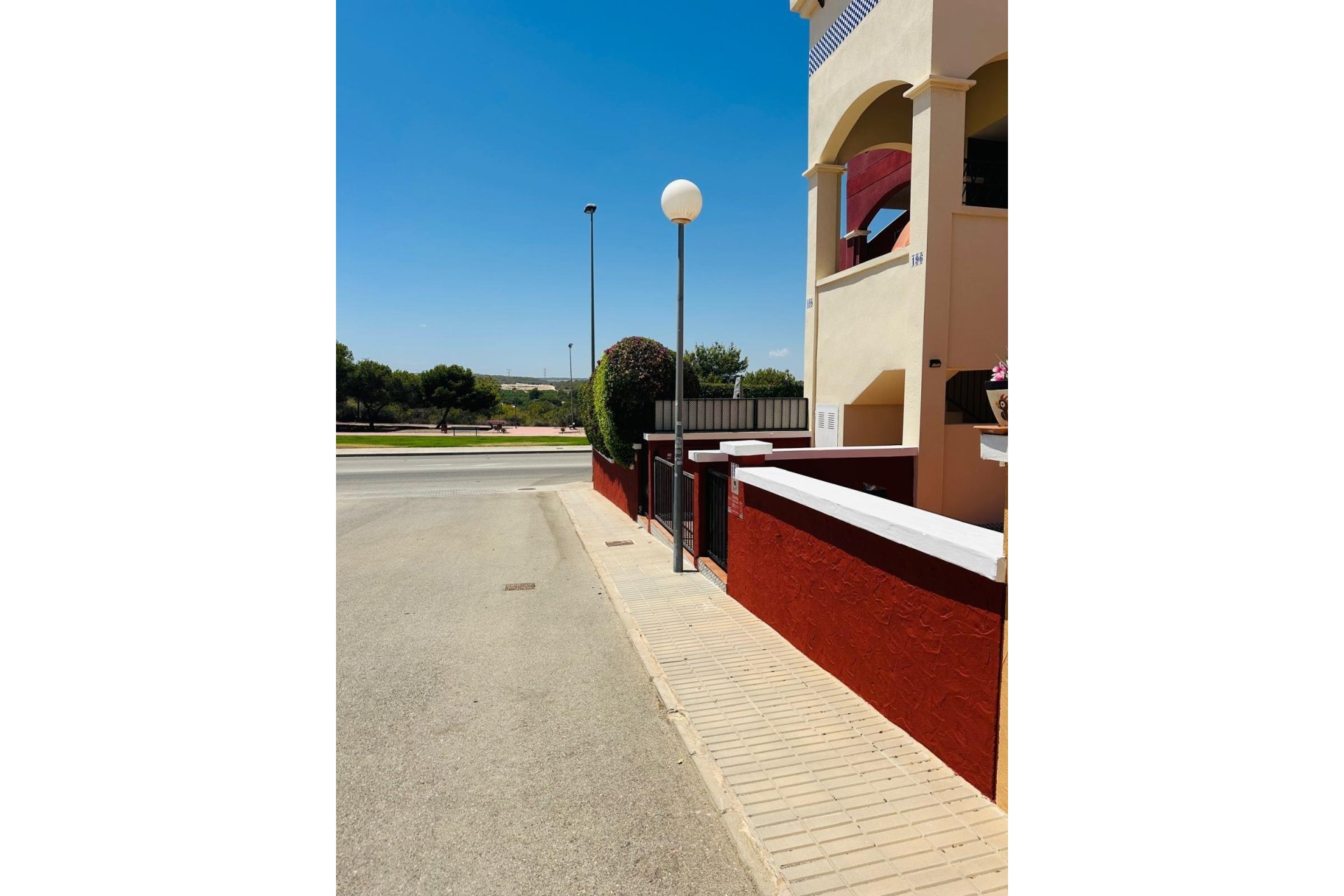 Revente - Villa -
Orihuela Costa - Los Altos